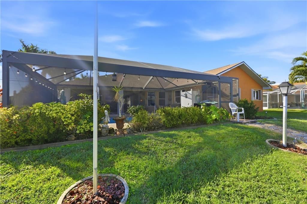 1713 NE 2nd St, Cape Coral, FL 33909 Photo