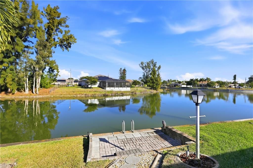 1713 NE 2nd St, Cape Coral, FL 33909 Photo