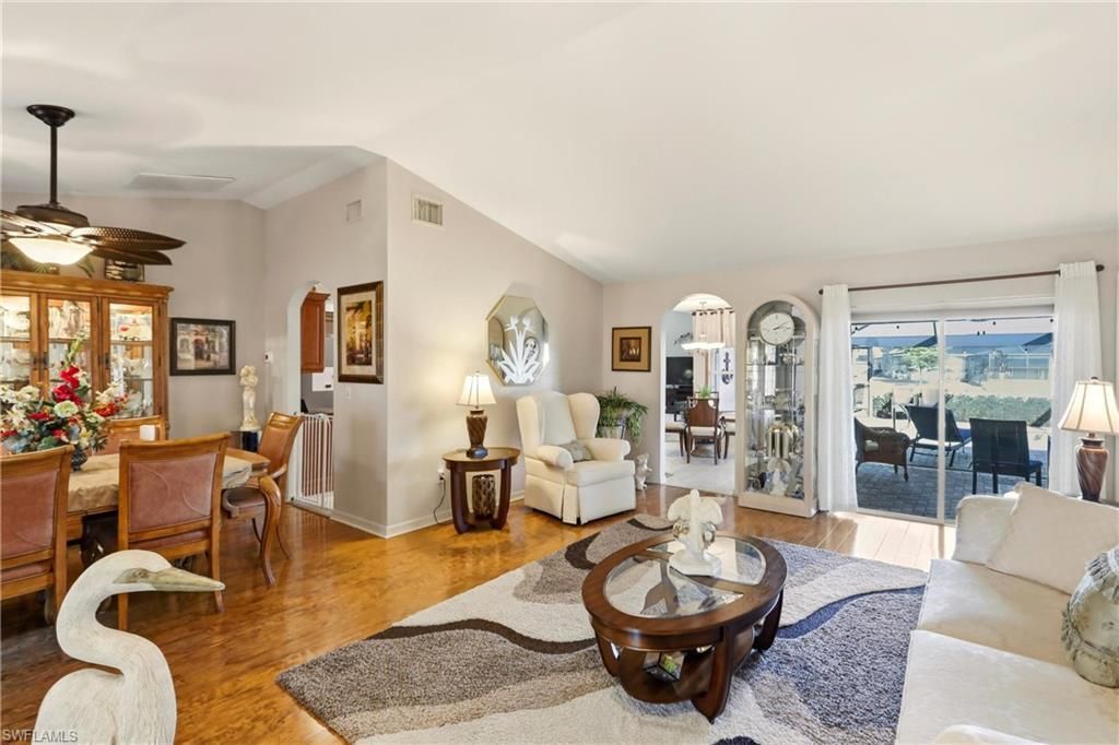 1713 NE 2nd St, Cape Coral, FL 33909 Photo