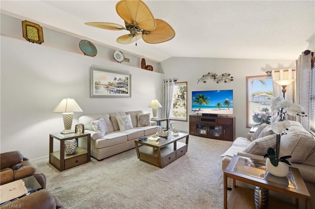 1713 NE 2nd St, Cape Coral, FL 33909 Photo