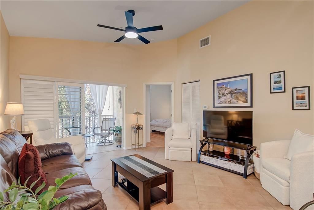 15440 Bellamar Cir, Unit 2921, Fort Myers, FL 33908 Photo