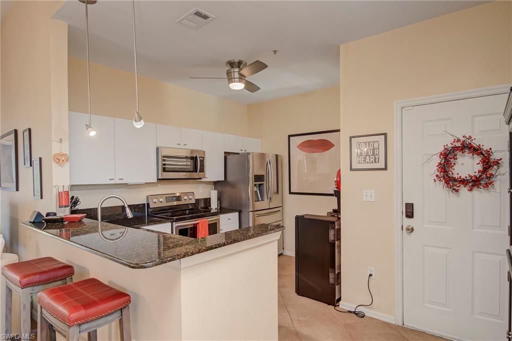 15440 Bellamar Cir, Unit 2921, Fort Myers, FL 33908 Photo