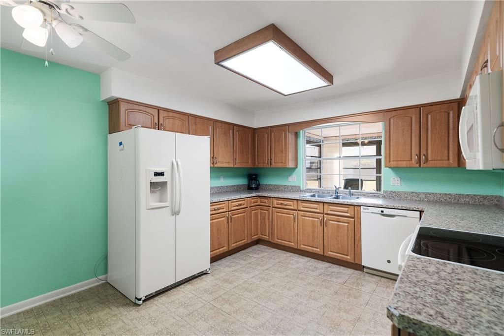 1286 Broadwater Dr, Fort Myers, FL 33919 Photo