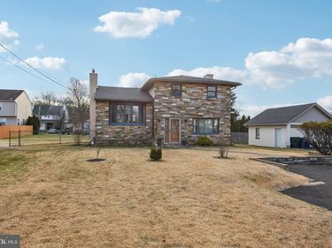 2614 OLD WELSH ROAD, WILLOW GROVE, PA 19090