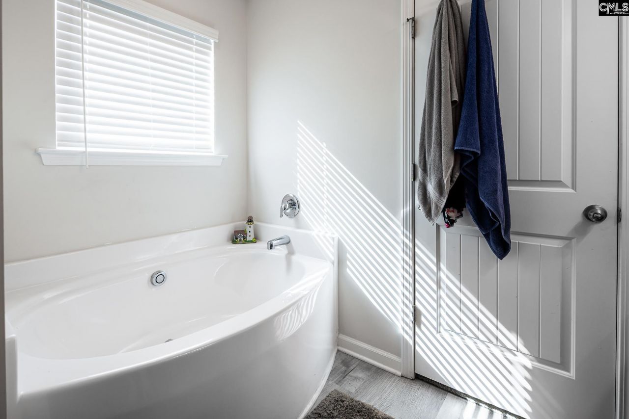 74 Apple Tree Court Photo 20