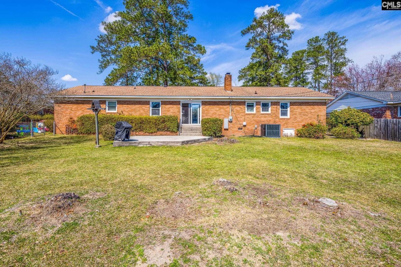 289 King Charles Road Photo 28