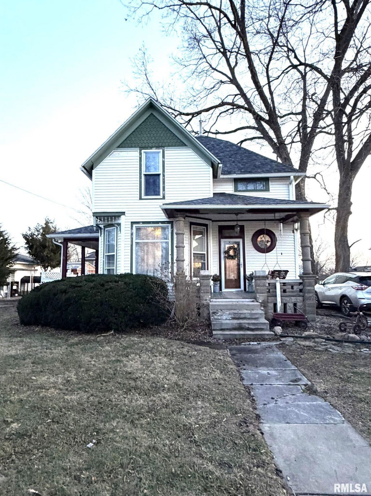 314 E Broadway Street, Astoria, IL 61501 Main Photo