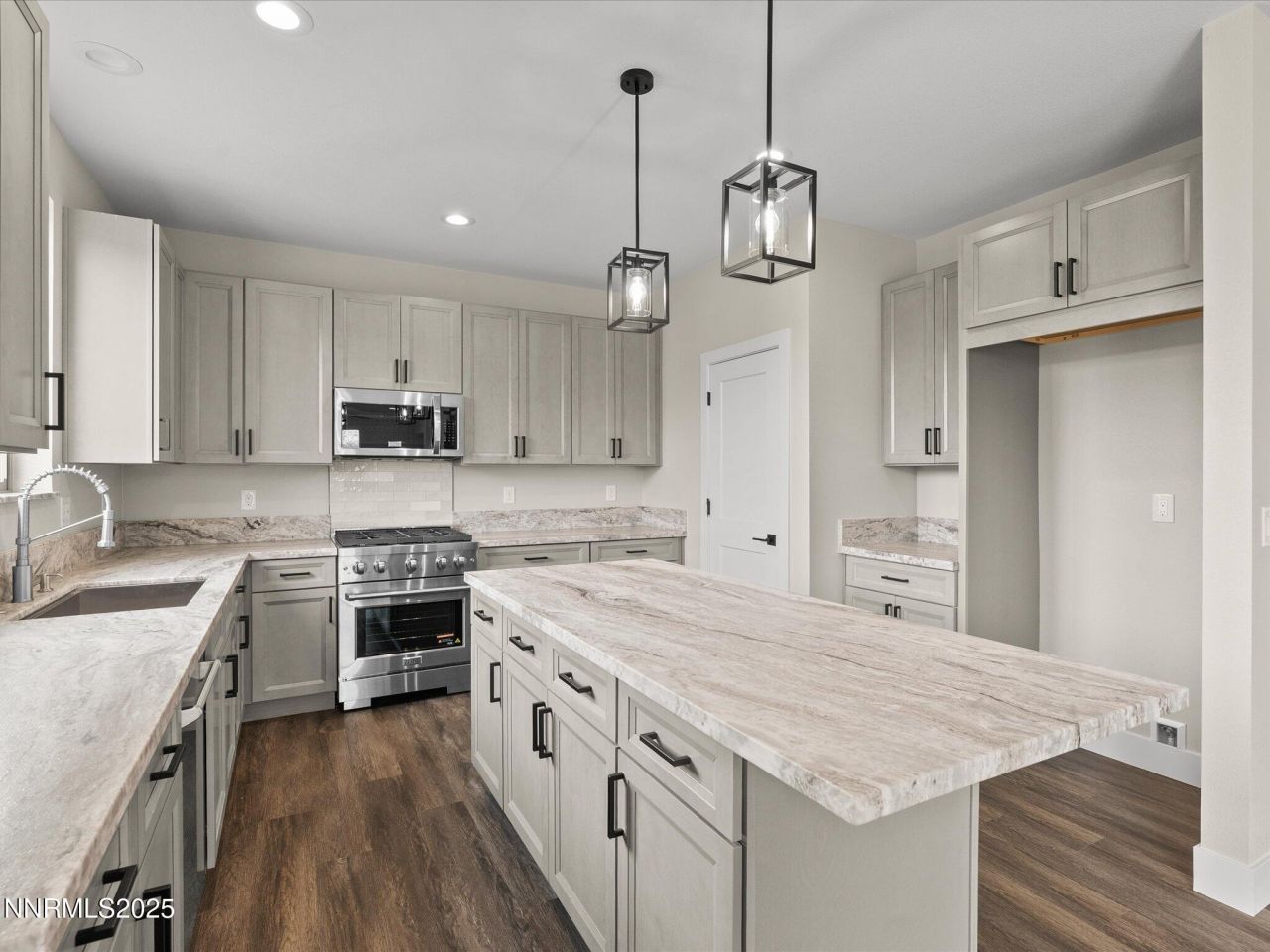 3602 Oakridge Drive, Sparks, NV 89436 Photo