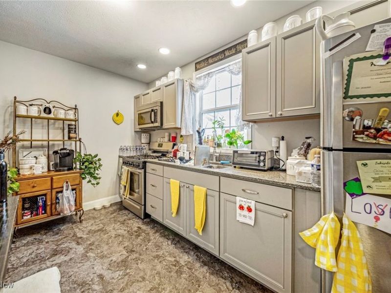 3024 Latimer Avenue, Ashtabula, OH 44004 Photo 17