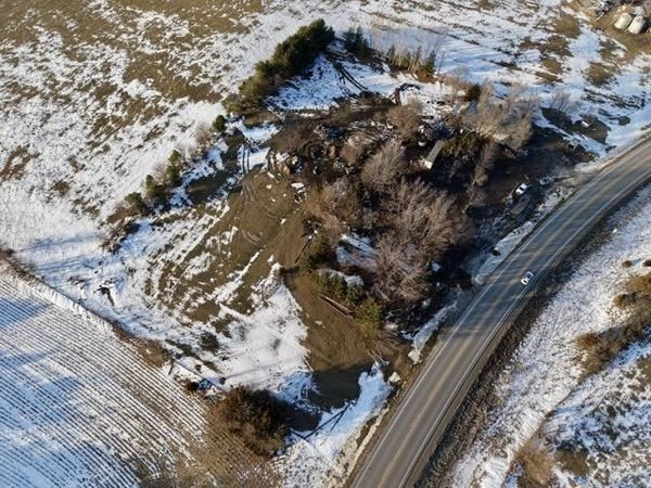 5515 24th Avenue Dr, Vinton, IA 52349