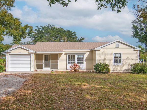 2414 Cortez Avenue, Vero Beach, FL 32960