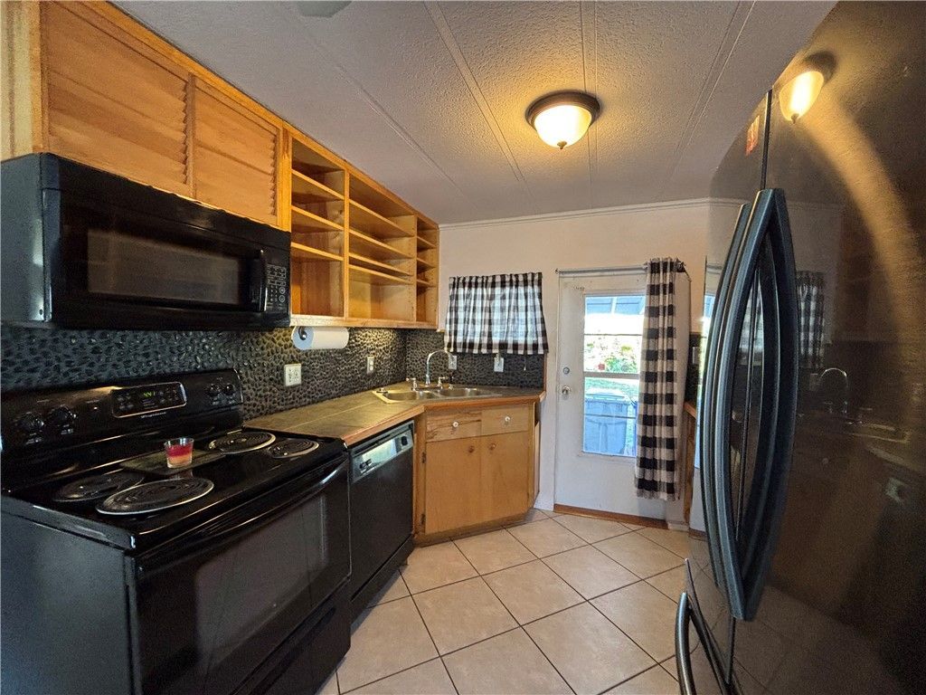 6129 98th Place, Sebastian, FL 32958 Photo