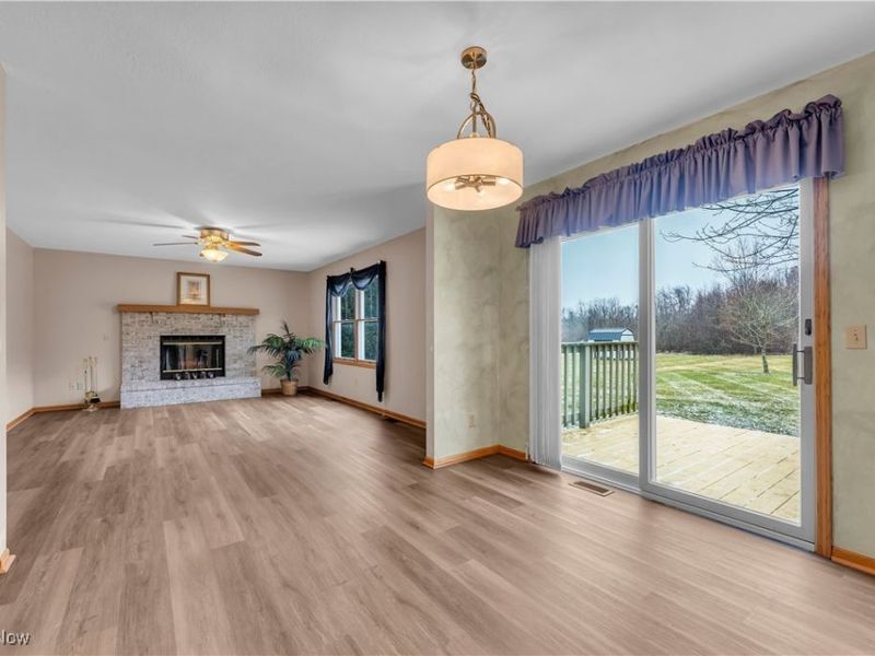 2080 Marwood Circle, Alliance, OH 44601 Photo 12