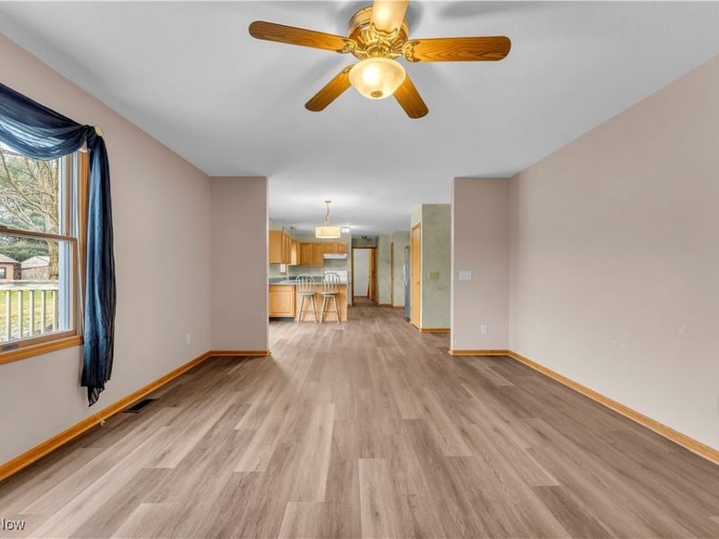 2080 Marwood Circle, Alliance, OH 44601 Photo 7