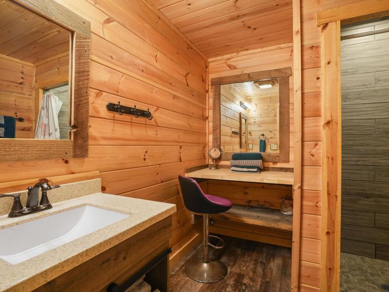 13042 E Buck Run Road, Rockbridge, OH 43149 Photo 15