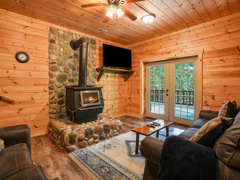 13042 E Buck Run Road, Rockbridge, OH 43149 Photo 28