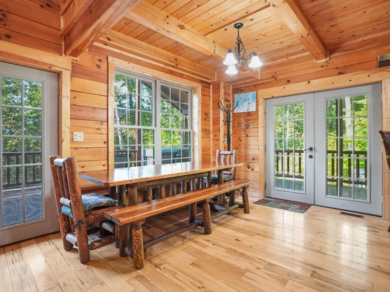 13042 E Buck Run Road, Rockbridge, OH 43149 Photo 7