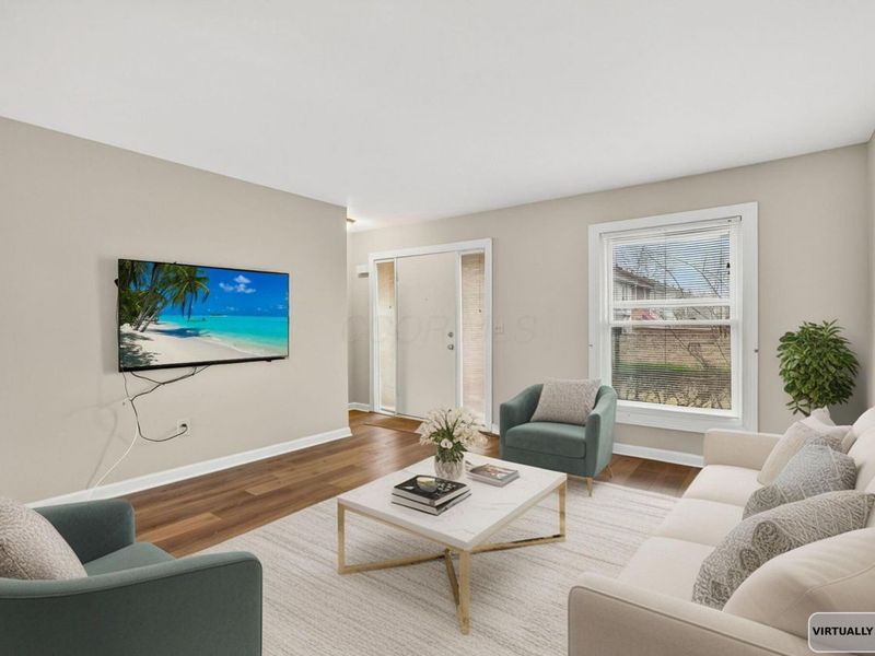 1056 Hardesty Place W, Columbus, OH 43204 Photo 3