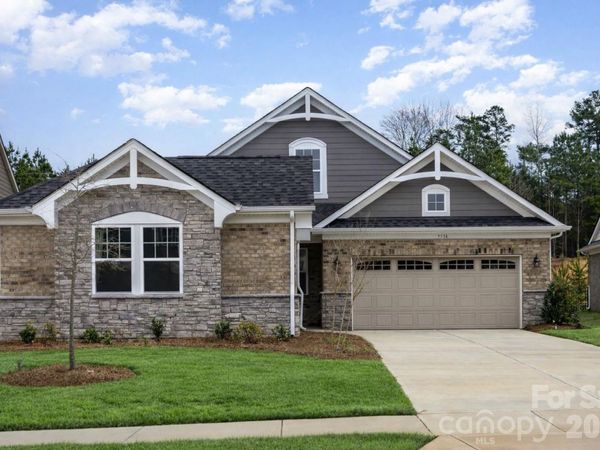 9534 Liberty Hill Drive, Mint Hill, NC 28227