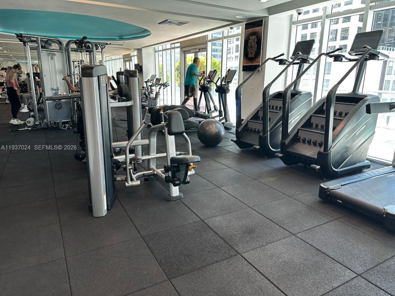 500 Brickell Ave , Unit 3307, Miami, FL 33131 Photo