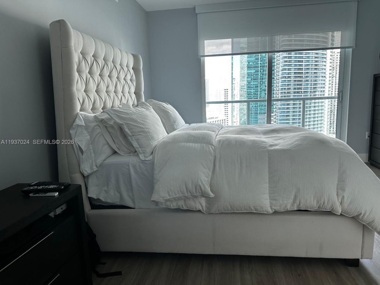 500 Brickell Ave , Unit 3307, Miami, FL 33131 Photo