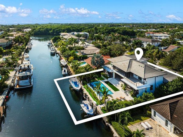 6853 Sunrise Ct, Coral Gables, FL 33133