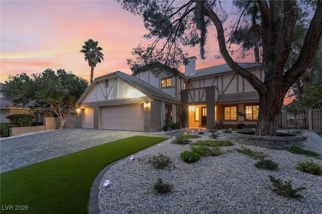 8 Hummingbird Lane, Henderson, NV 89014