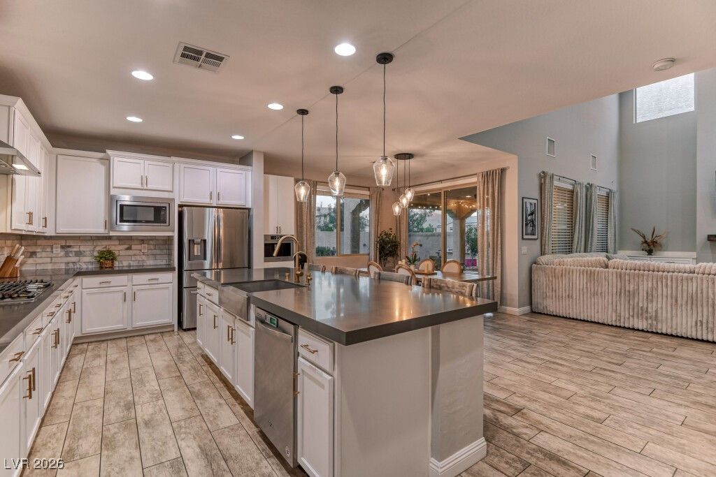 9636 Wildflower Vista Avenue, Las Vegas, NV 89166 Main Photo