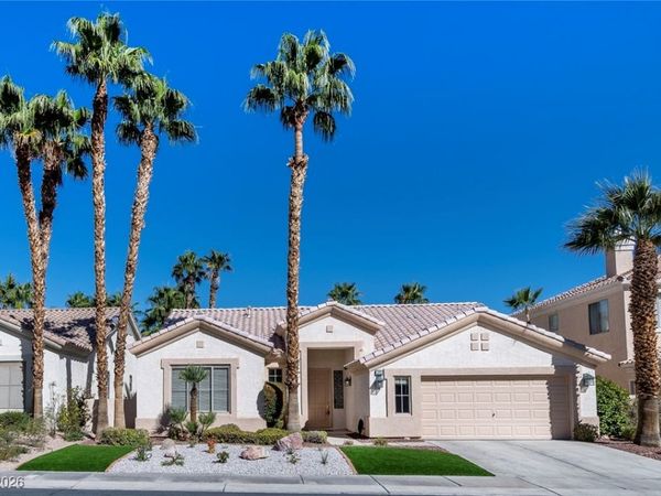 282 Cliff Valley Drive , Las Vegas, NV 89148