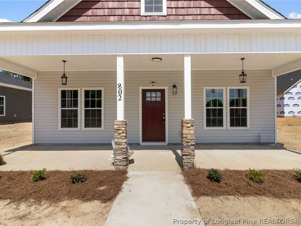 802 Holmes Street, Clinton, NC 28328