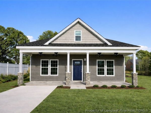 804 Holmes Street, Clinton, NC 28328