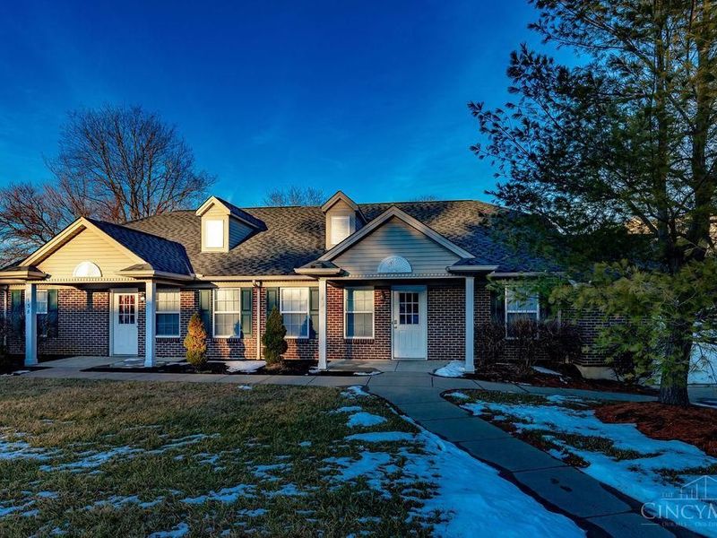138 North Ridge Drive, Oxford, OH 45056 Photo 1