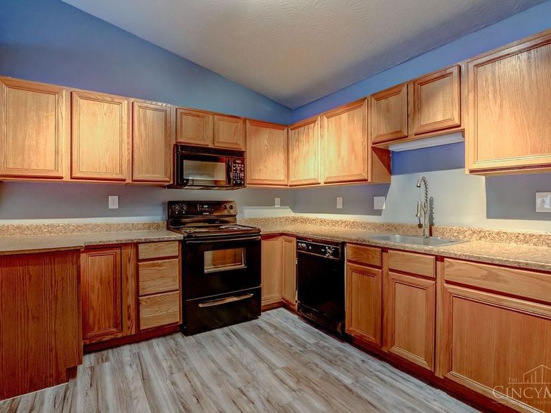 138 North Ridge Drive, Oxford, OH 45056 Photo 21