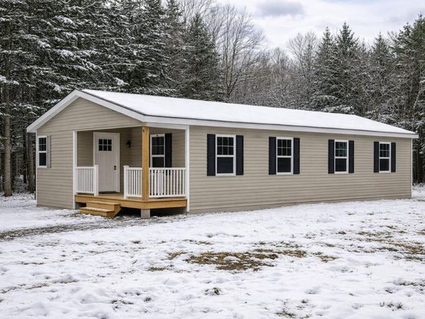 6 Freedom Lane, Norway, ME 04268