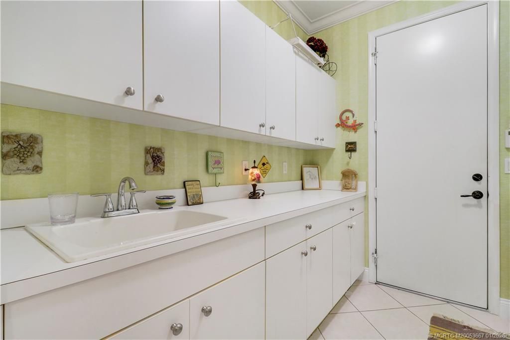 1916 SW Wabeek Place, Palm City, FL 34990 Photo