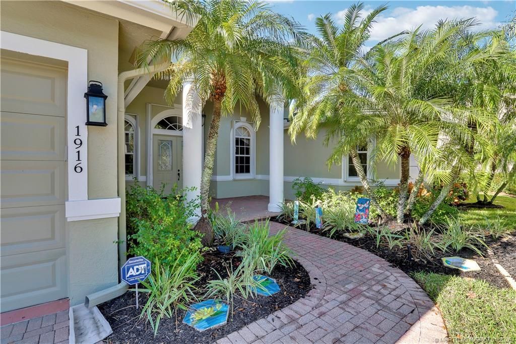 1916 SW Wabeek Place, Palm City, FL 34990 Photo