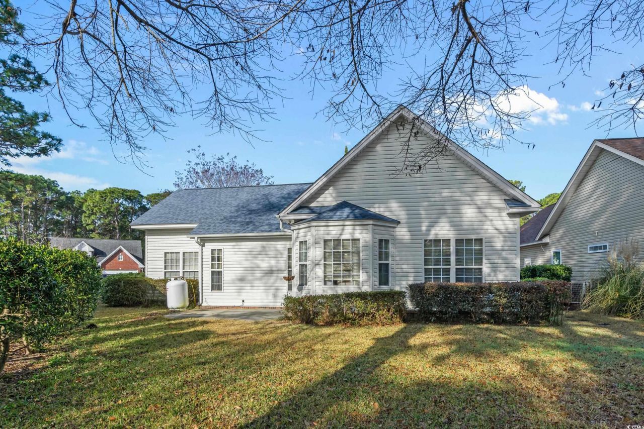 2058 N Berwick Dr. Photo 23