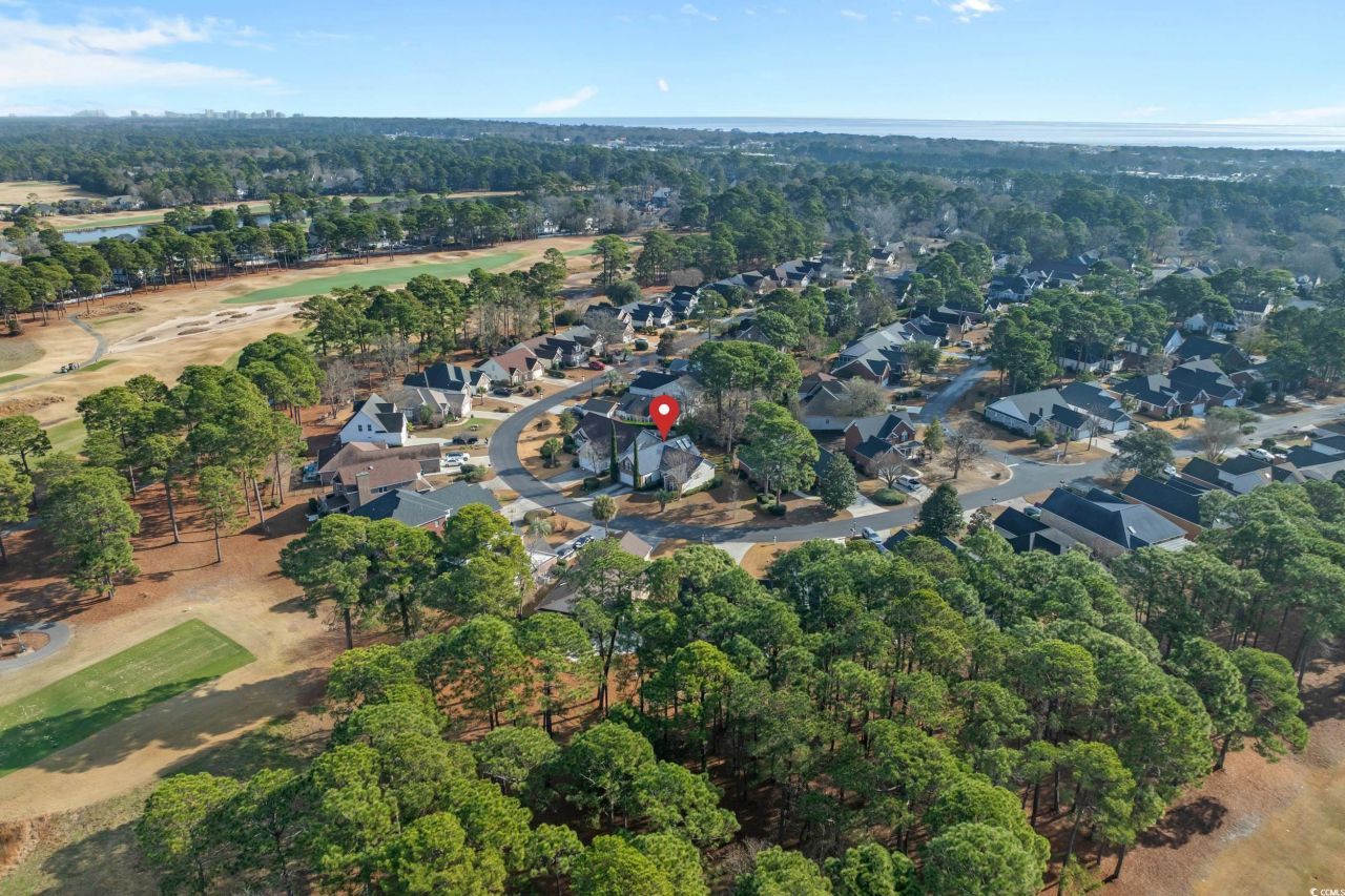 2058 N Berwick Dr. Photo 4