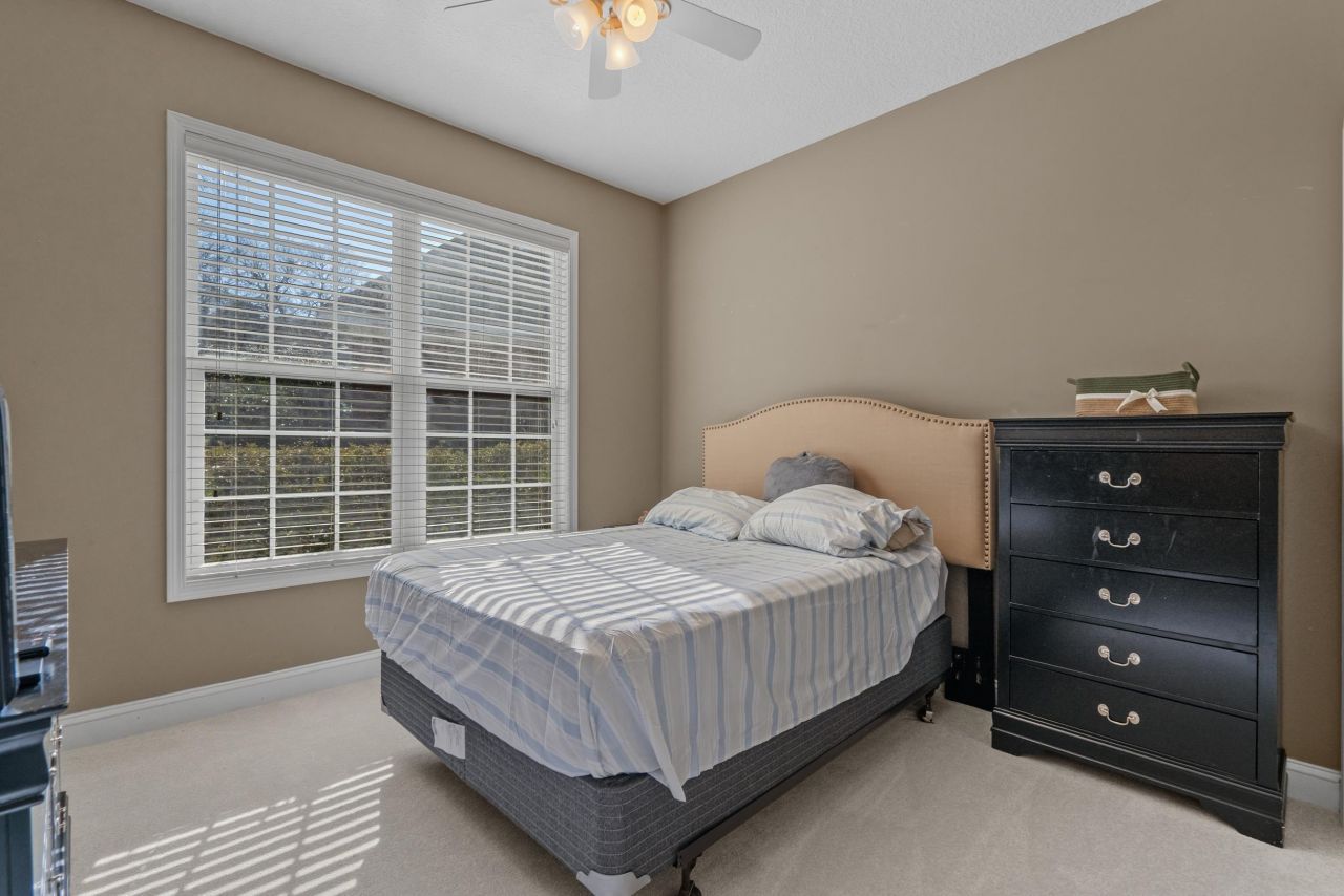 2058 N Berwick Dr. Photo 42