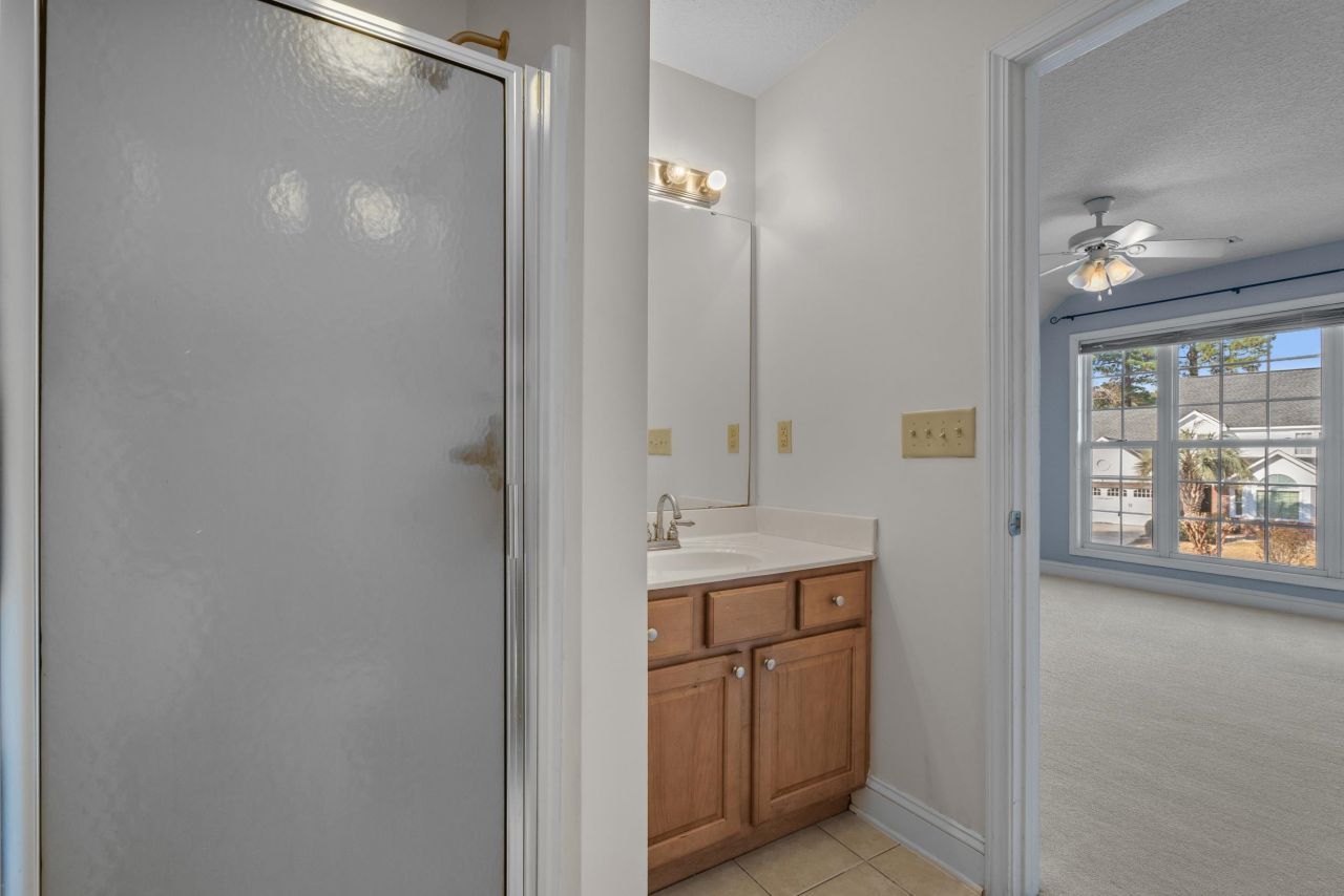 2058 N Berwick Dr. Photo 46