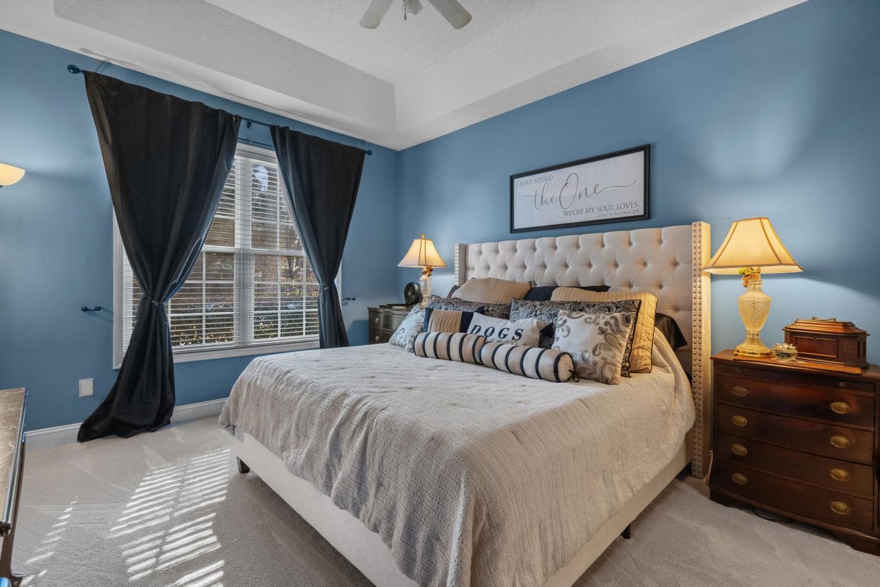 2058 N Berwick Dr. Photo 47