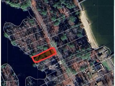 WARNER LN, HAGUE, VA 22469