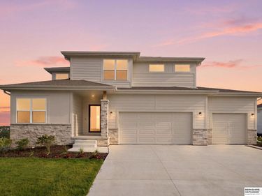 10411 Cimarron Street, Papillion, NE 68046