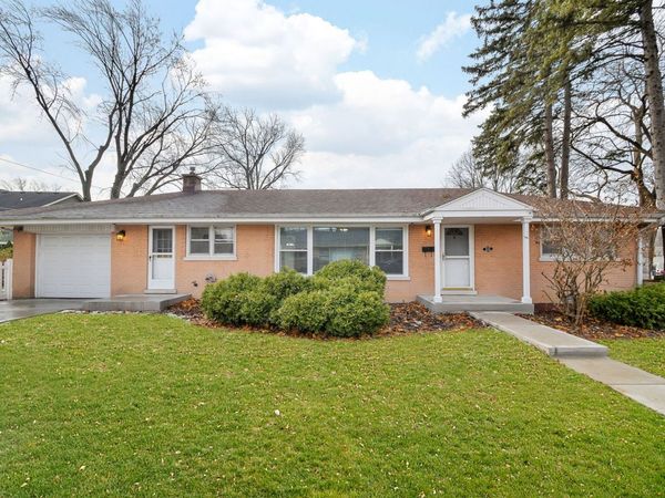 111 S Lorraine Road, Wheaton, IL 60187