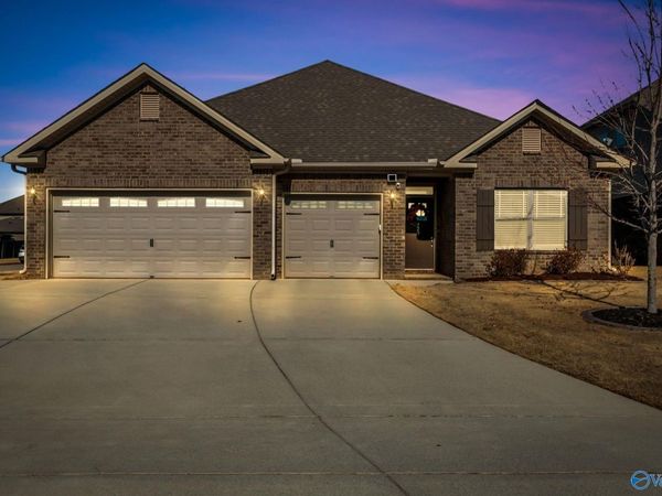 223 Iron Circle, Meridianville, AL 35759