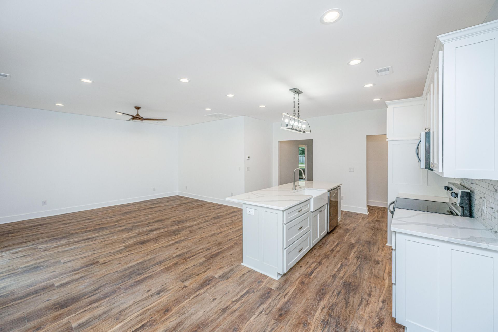 1089 Irving Manigault Road Photo 12