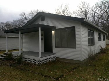 4502 Huckleberry Lane, Flint, MI 48507
