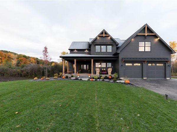 7101 Kittiwake Run, Manlius, NY 13104