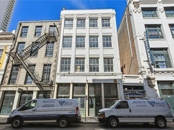 211 DECATUR Street, New Orleans, LA 70130
