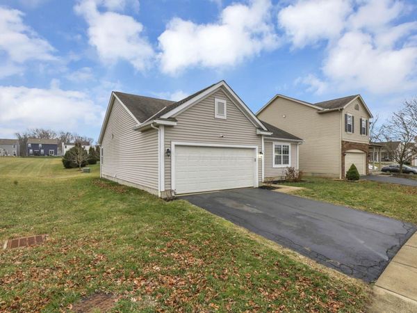 146 Poe Avenue, Lithopolis, OH 43136